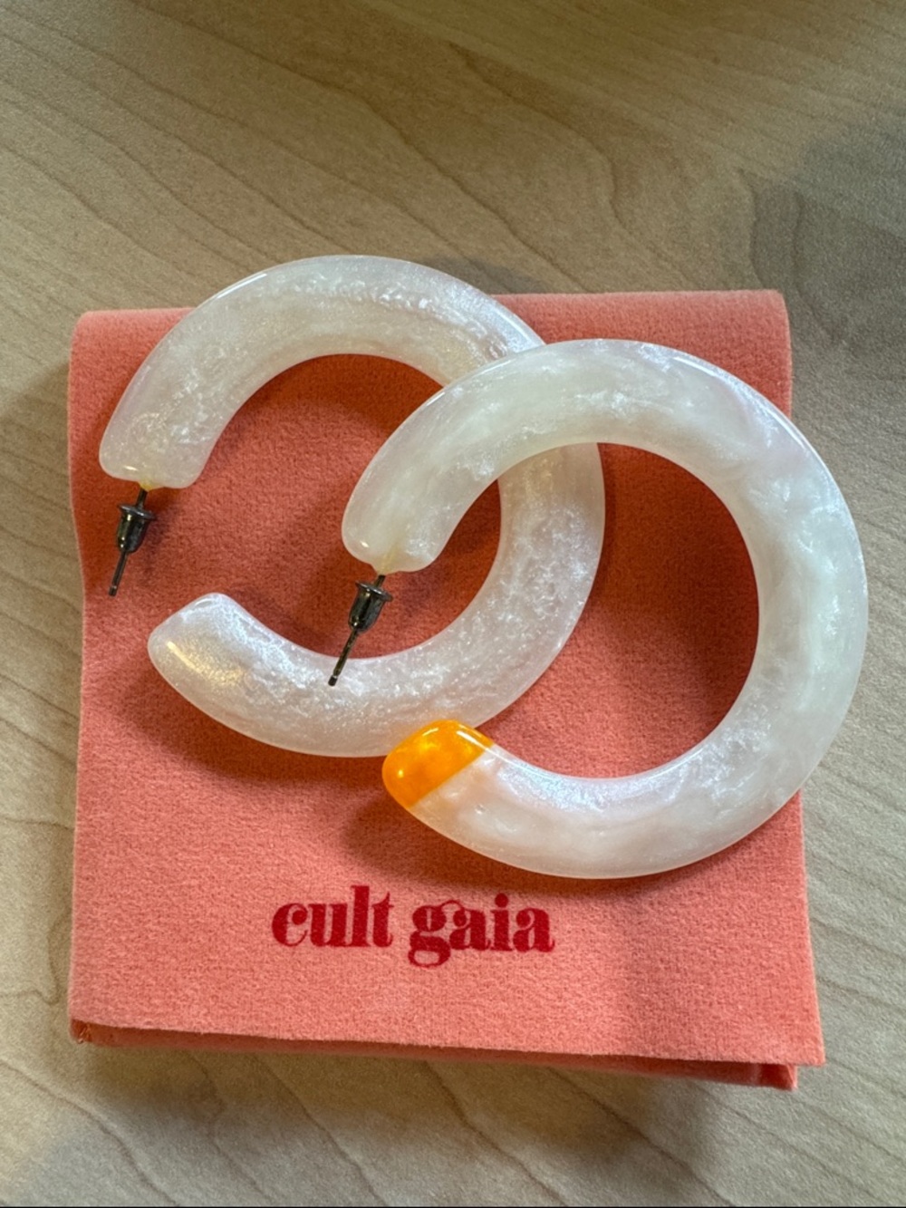 Cult Gaia Kennedy Earrings, pearlized Quartz, hoop earrings